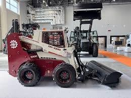 Мини-погрузчик