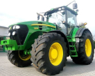 John Deere 7830