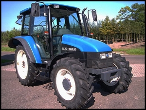 Трактор New Holland 